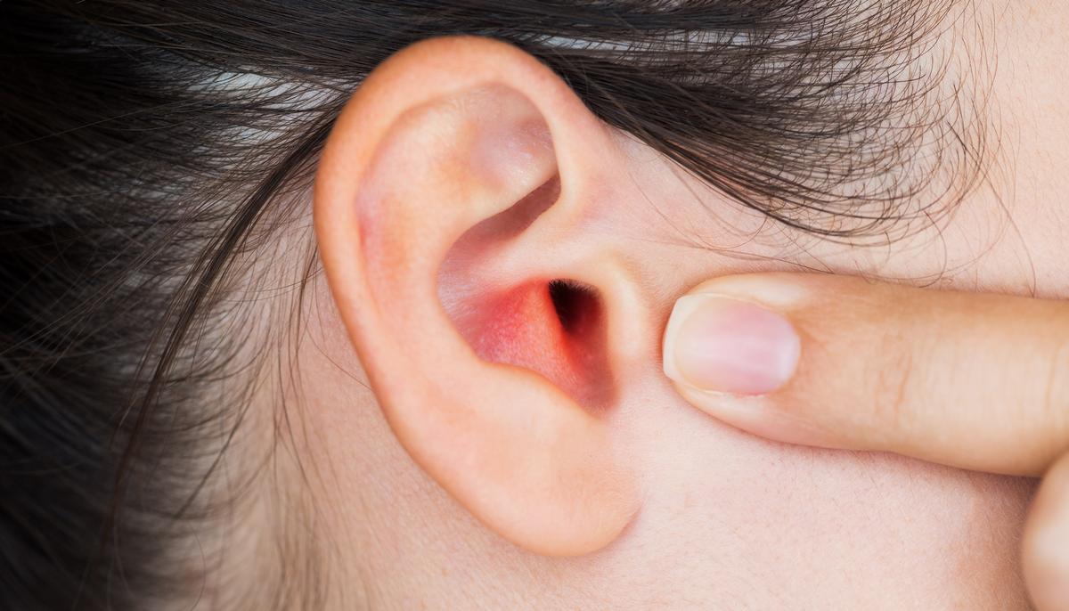 Video: Woman’s Earache Turns Out to Be a SPIDER That’s Been Living in Her Ear