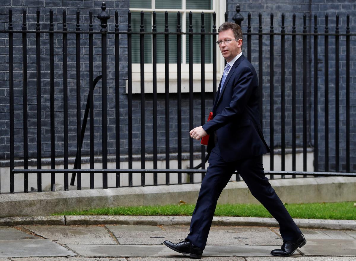 UK Tells Telecom Firms to Be Cautious Over Huawei After US Warnings