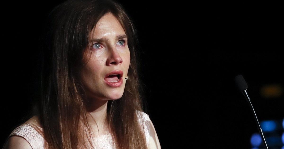 Knox Accuses Media of Having Built False Story Around Her