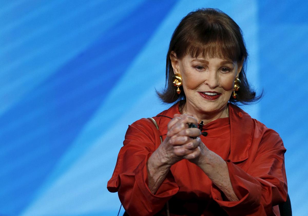 Fashion Icon, Socialite Gloria Vanderbilt Dead at 95