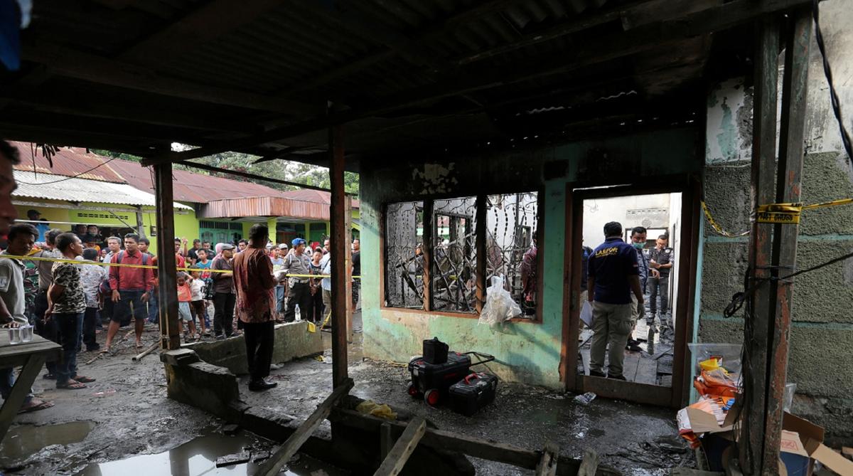 At Least 30 Dead in Fire at Indonesia Matchstick Factory