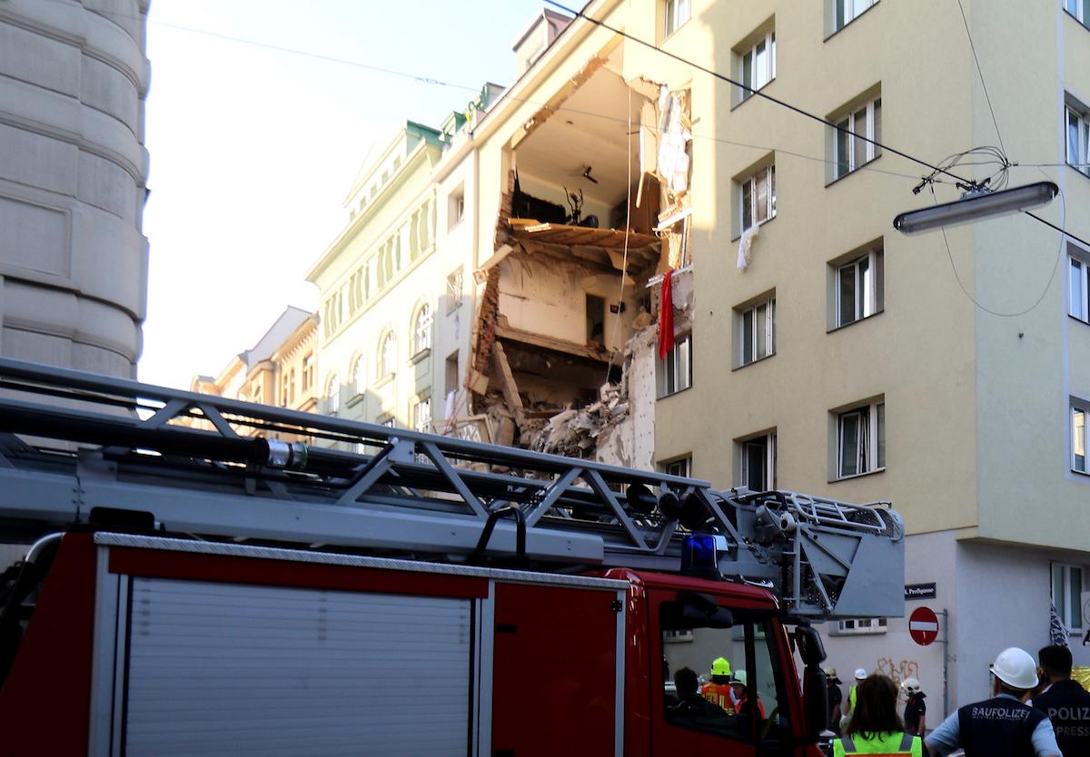 Building Explosion in Austrian Capital Leaves 12 Injured