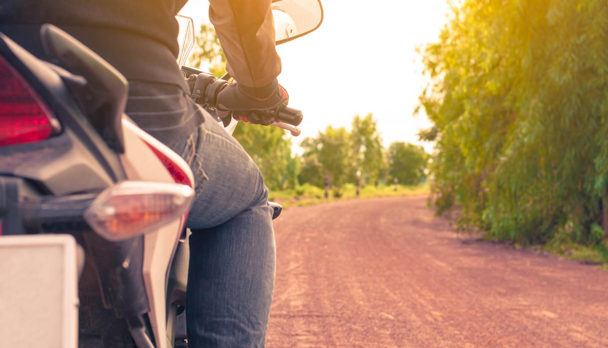 Lady Films Man Dragging Dog Behind Scooter, Then Posts It Online, Provoking Outrage