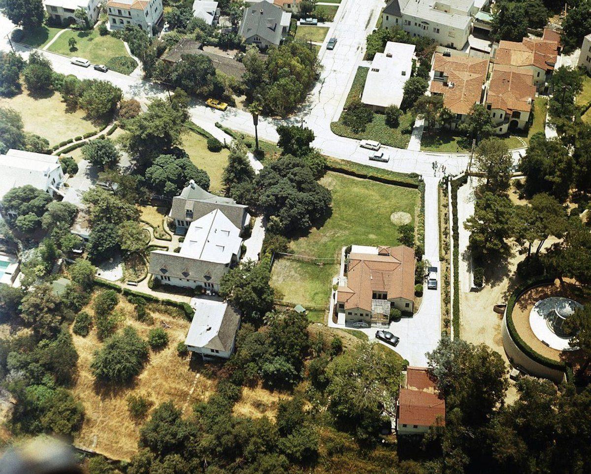 House Where Manson Followers Murdered 2 Is on the Market