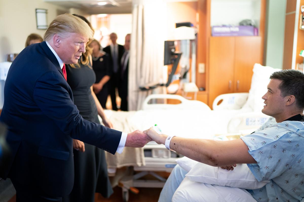 President Comforts Victims in Dayton and El Paso, Thanks First Responders