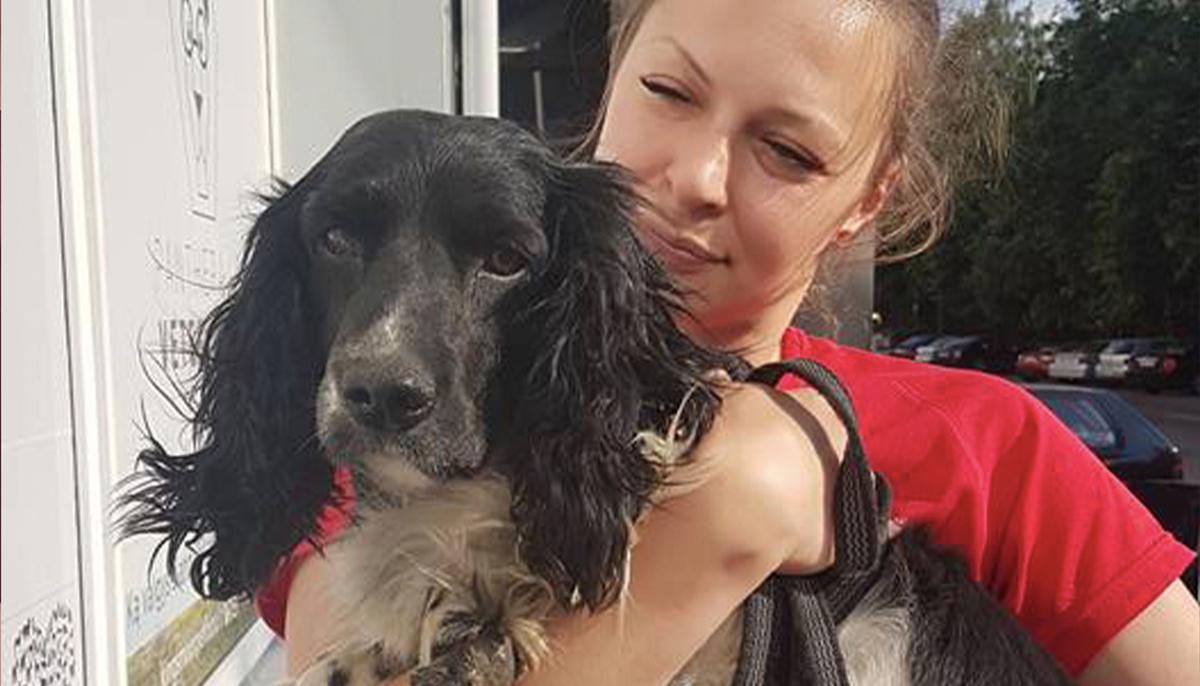 Woman Shocked to See Scared Dog Near River With 13lb Anchor Tied to His Neck