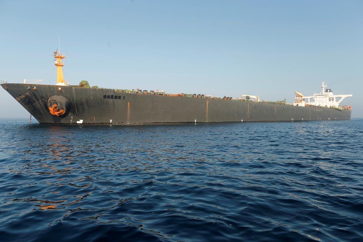 US Issues Warrant to Seize Iranian Oil Tanker in Gibraltar