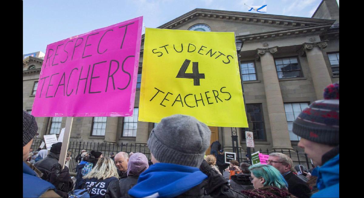 Opinion: Governments and Teachers’ Unions Should Remain at Arm’s Length