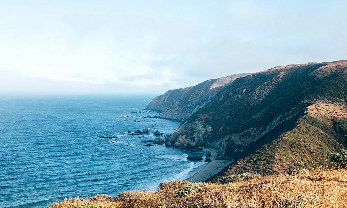 Plane Crash and Rescue Caught on Video by Two Pilots