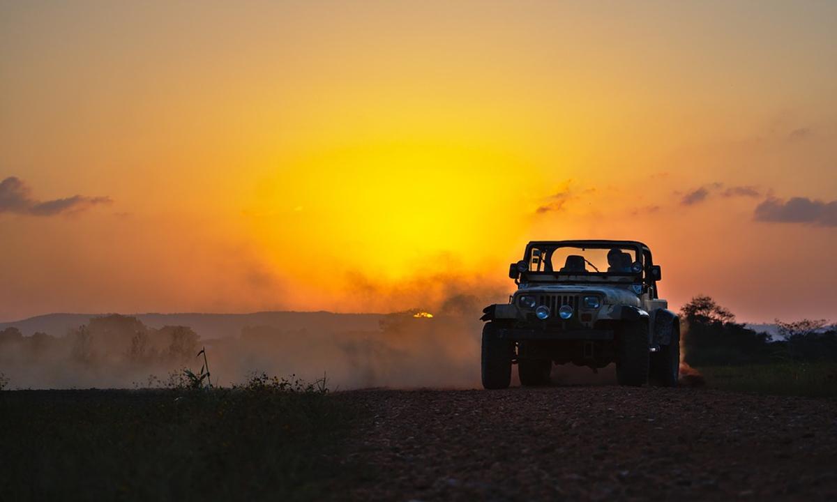 Jeep Left on the Beach Amidst Hurricane Dorian Tells the Story of 2 Cousins