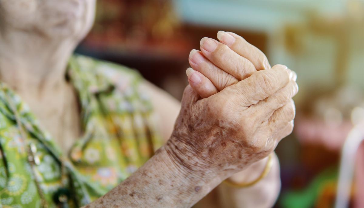 Aides Say Grandma ‘Fell Out of a Chair,’ but Family’s Hidden Cam Footage Tells Another Story