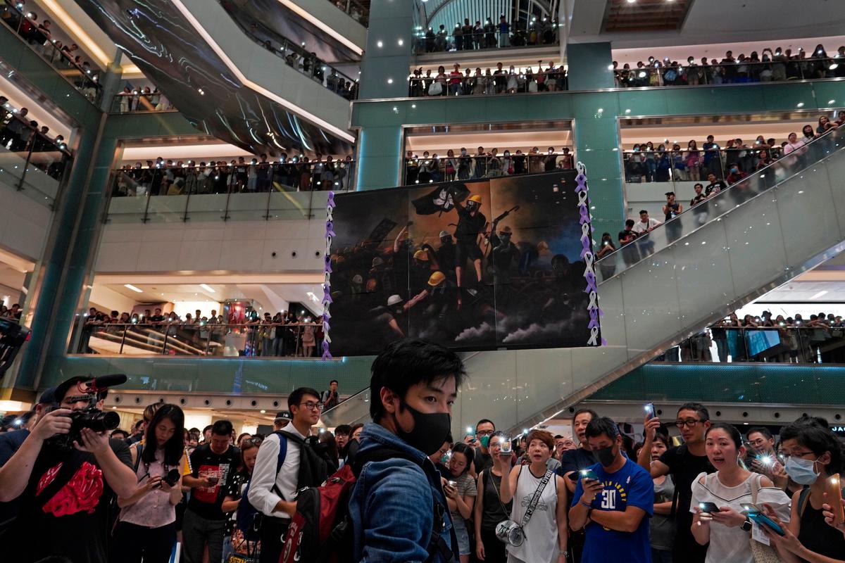 Belting Out Protest Song is Latest Act of Hong Kong Movement