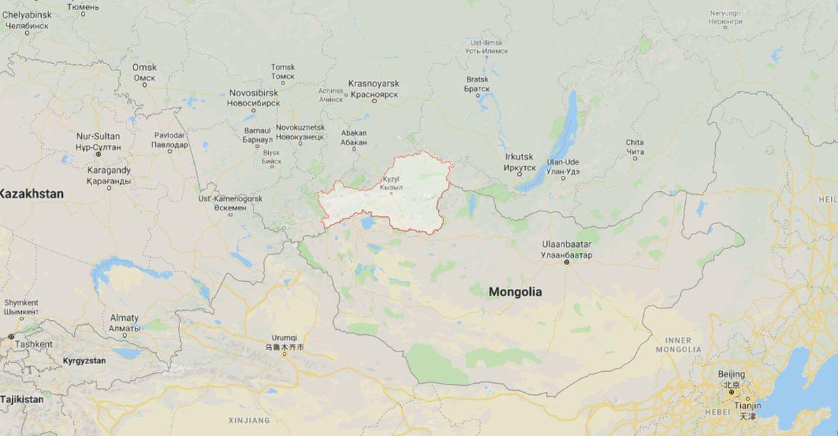 2,100-Year-Old ‘IPhone’-Like Belt Buckle Found in Siberia, Reports Say