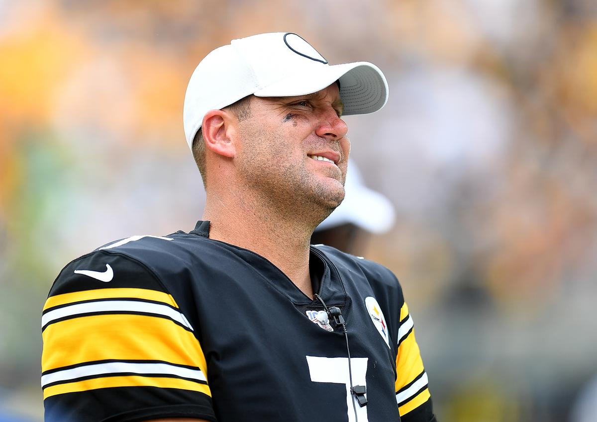 Steelers’ Ben Roethlisberger Speaks out After Season-Ending Injury