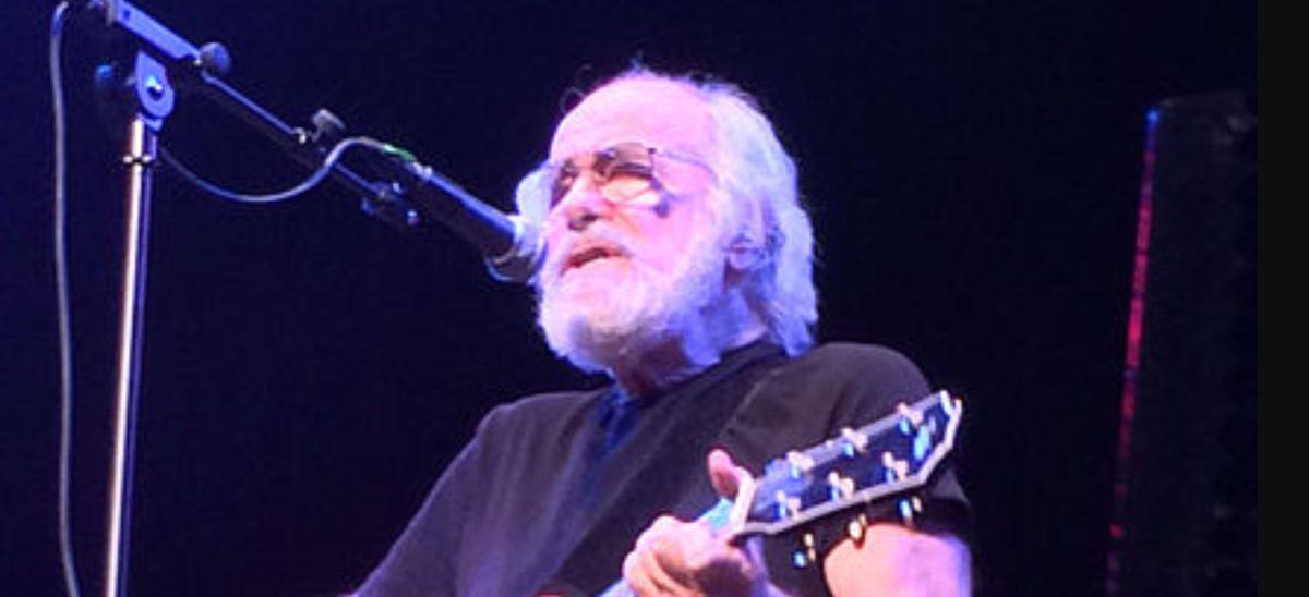 Grateful Dead Lyricist Robert Hunter Dies at 78, Family Says