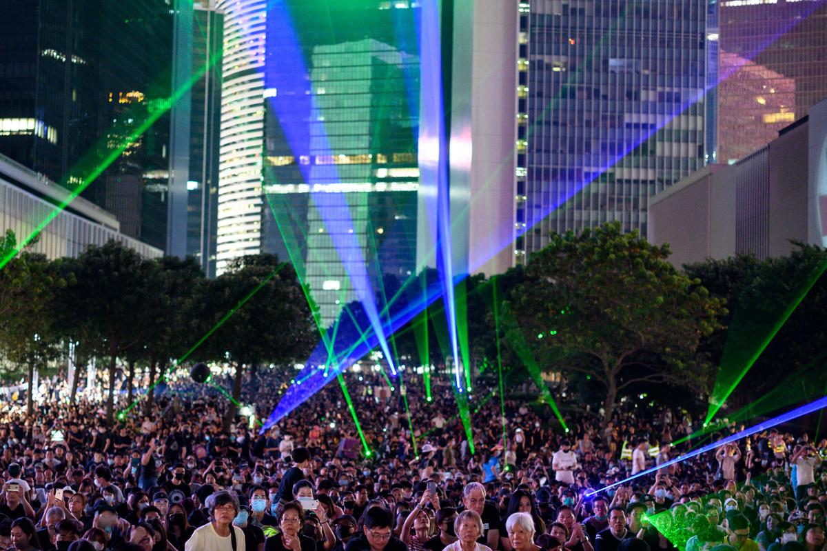 ‘We Are Back’: Hundreds of Thousands of Hongkongers Mark Anniversary of 2014 Mass Protests