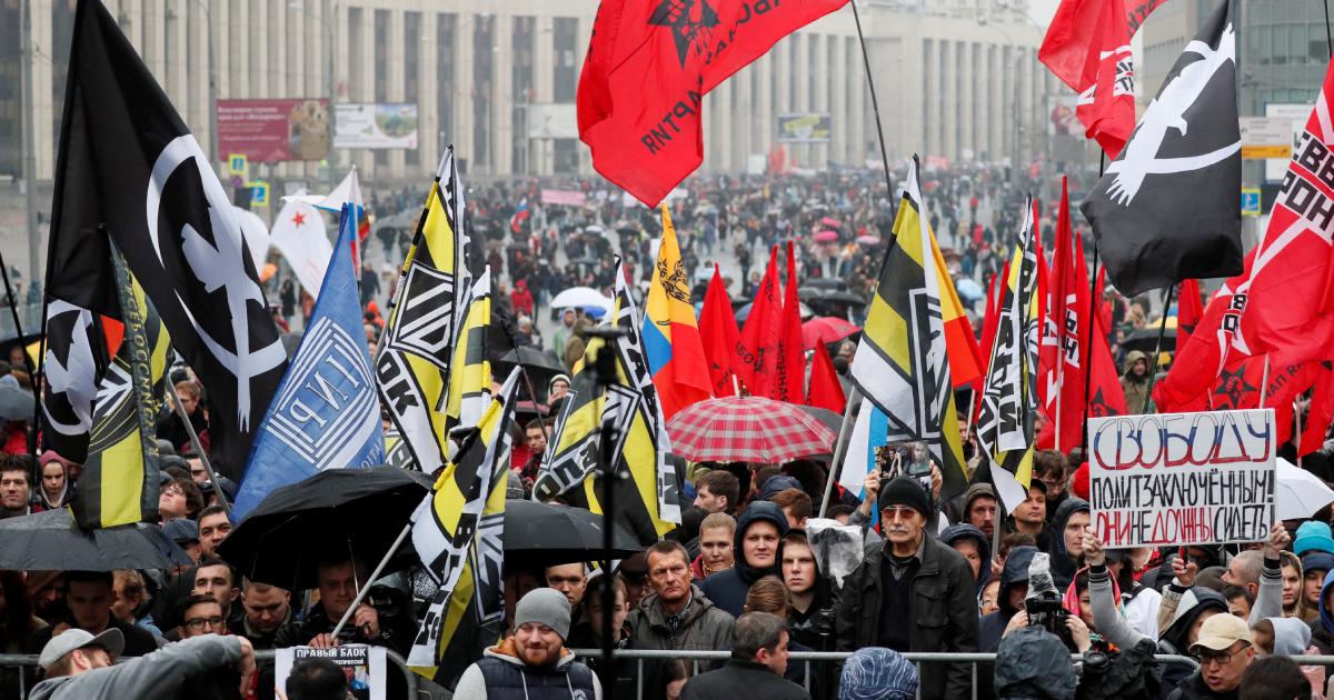 Thousands Rally in Moscow to Demand Release of Jailed Protesters