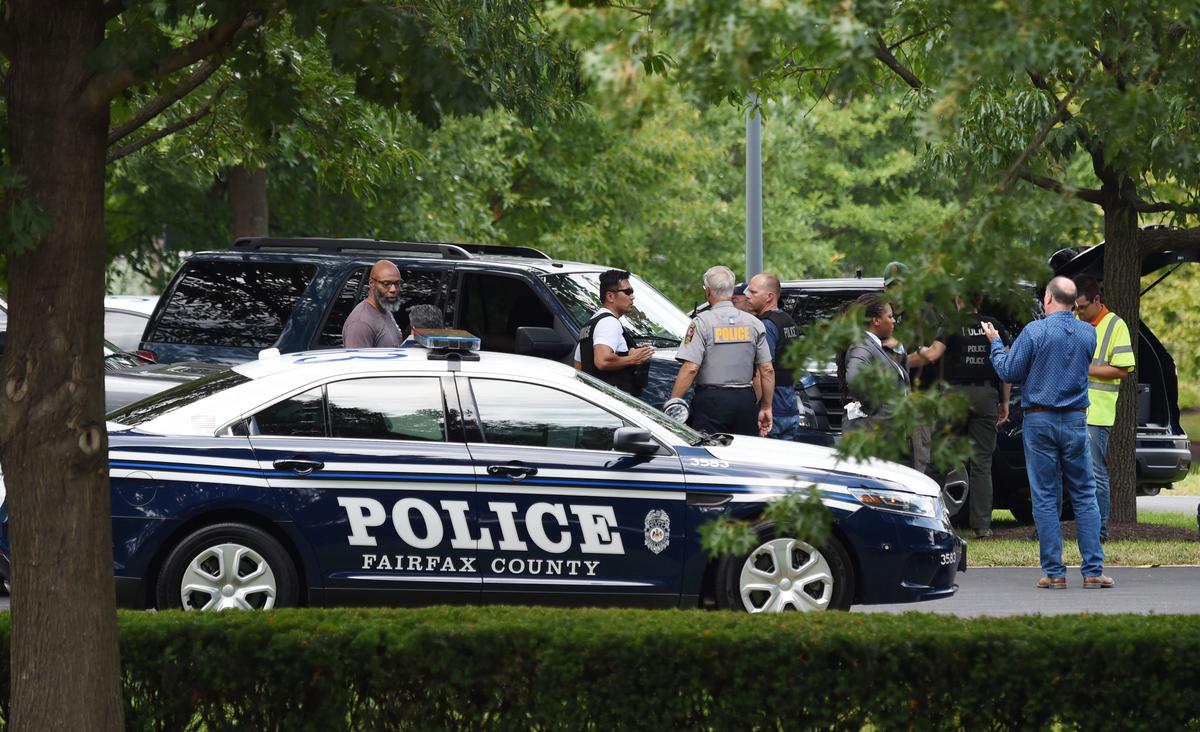 Police Officer Suspended for Turning Illegal Alien Over to ICE Will Return to Full Duty