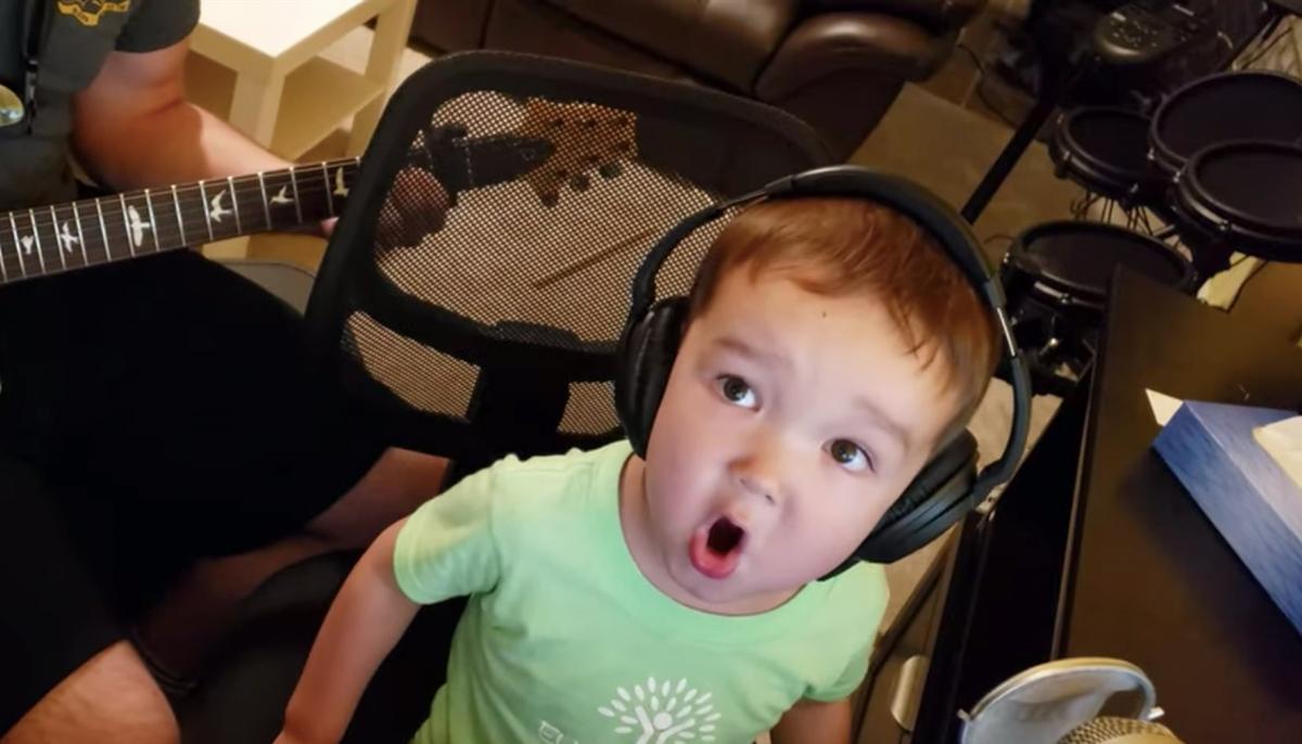 Father and Toddler’s Rendition of Elvis’s Classic Brings Joy to Fans Around the World