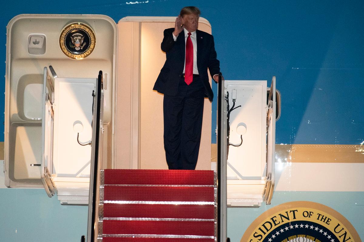 Police Arrest Armed Man Wearing Body Armor Outside Trump Rally