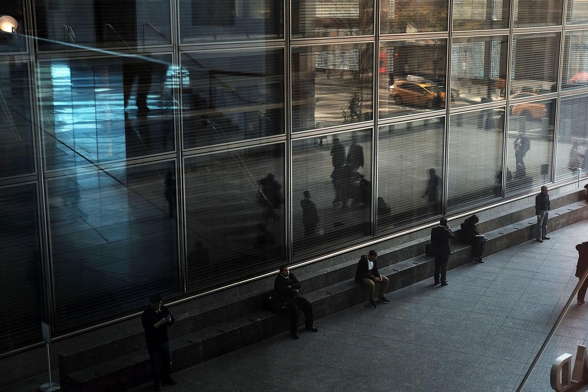 Goldman Banker Arrested On US Insider–Trading Allegations