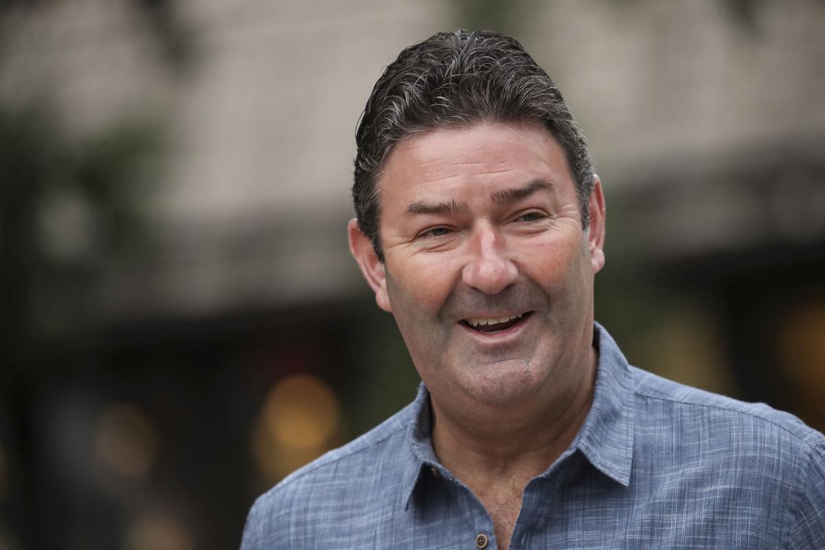 McDonald’s Fires CEO After ‘Relationship’ With Employee, Shares Drop