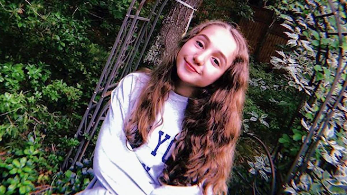 Broadway Actress Laurel Griggs Is Dead at 13, Family Says