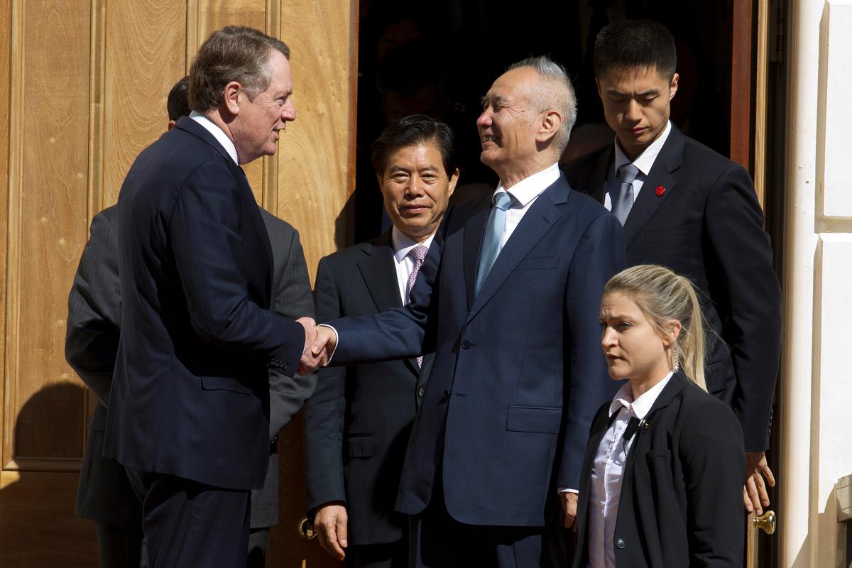 China Says Trade Envoys Agree on Phone to Continue Talks