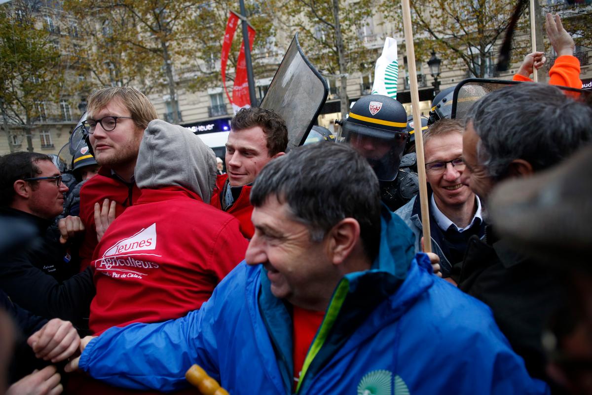 French Farmers Protest Stagnant Revenue, Unfair Competition