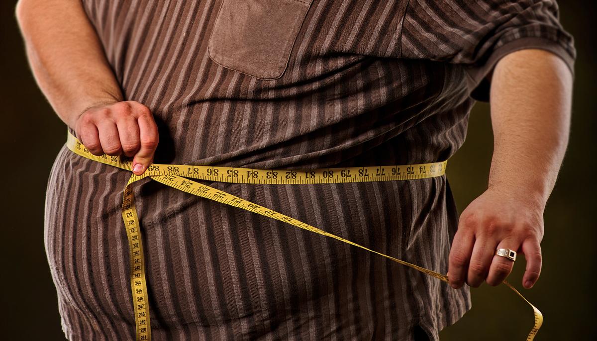 Man Loses 266lbs After ‘Diet or Die’ Ultimatum, Then Runs Half Marathon With His Trainer