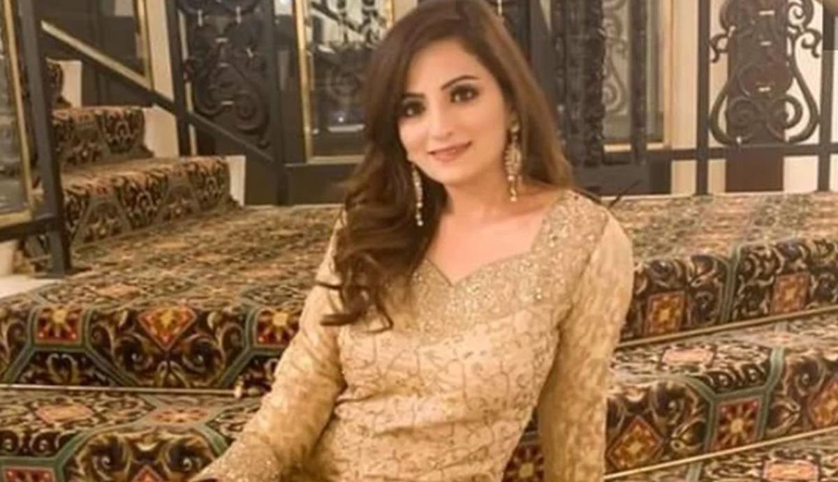 Ex-Miss Pakistan World, Miss Earth Contestant Zanib Naveed Dies at 32