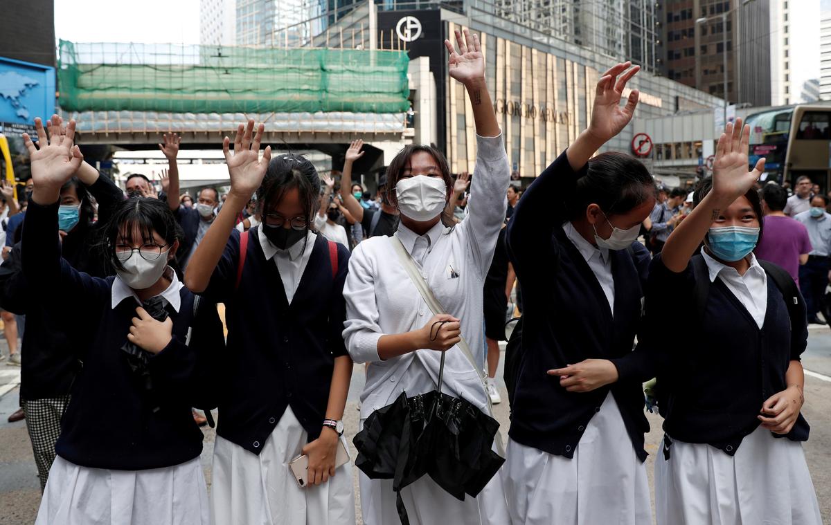 Chinese Regime’s Legal Influence Triggers Disquiet in Hong Kong Financial Sector