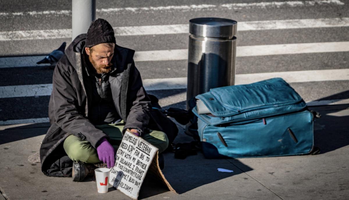 Homeless Veterans Move Into Village of Tiny Homes to Get Back on Their Feet Just in Time for Christmas
