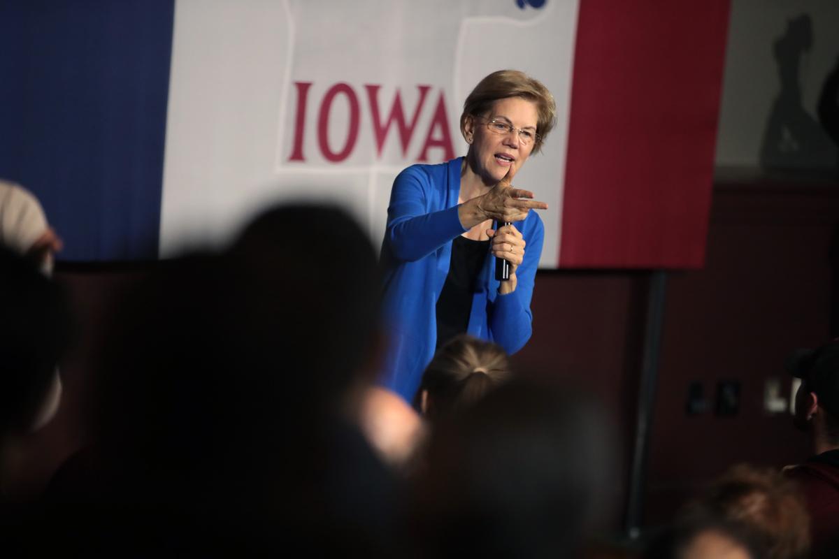Elizabeth Warren Campaign Fundraising Down 30 Percent in Fourth Quarter