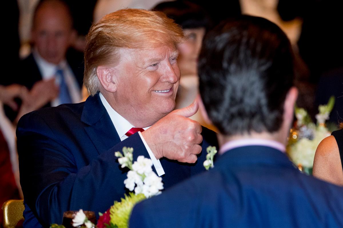 Trump to Hold Rally in Wisconsin at Same Time as Democratic Presidential Debate in Iowa
