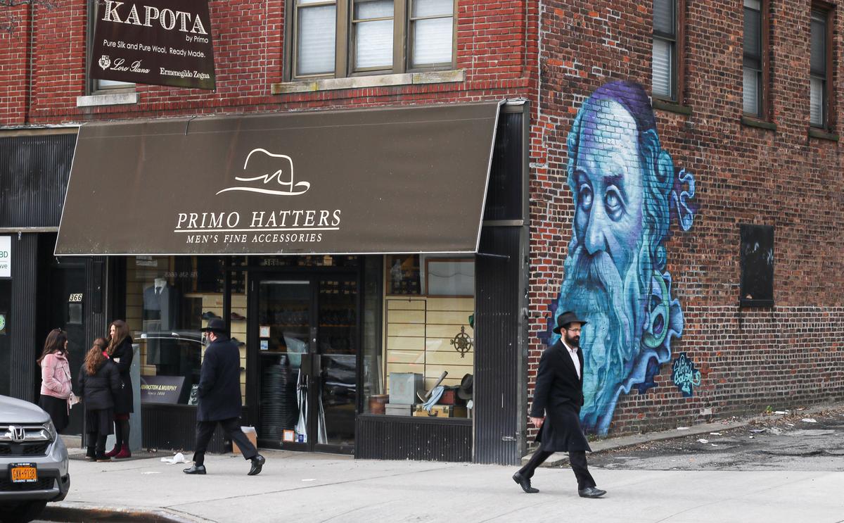 New York Jewish Community Defiant, Fearful Amid Ongoing Anti-Semitic Attacks