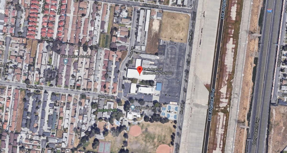 FAA Investigating: LAX-Bound Plane Dumps Fuel on Elementary School Children