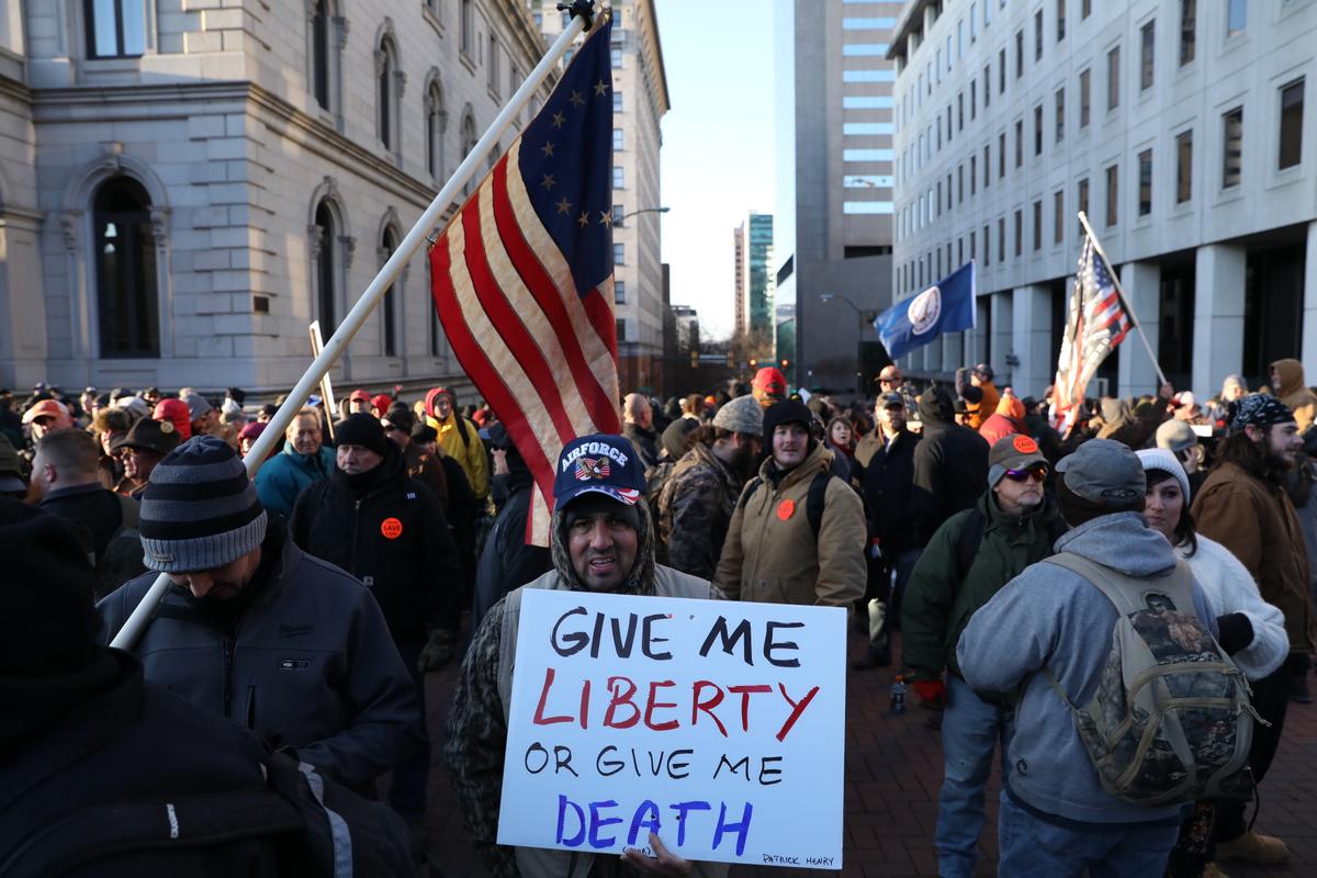Thousands Gather at Virginia Capitol in Support of 2nd Amendment