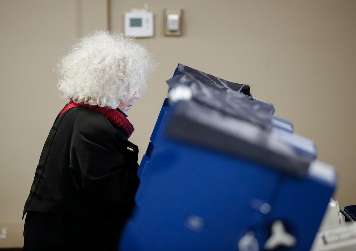 Illinois Board of Elections Admits Non-US Citizens Voted Illegally in 2018 Election