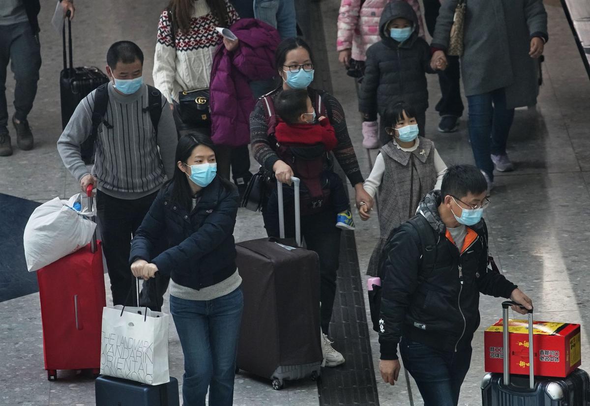 Japan Sends Charter Plane to Virus-Hit Wuhan, Reports New Coronavirus Cases
