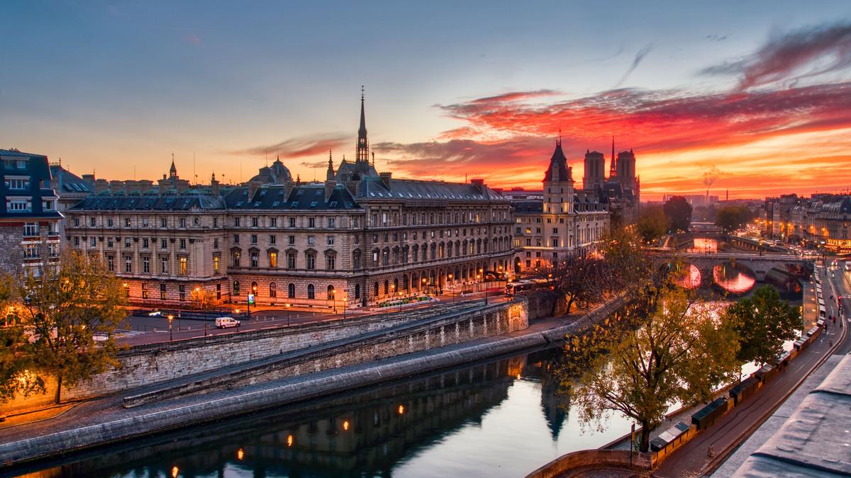 How to Spend a Weekend in Paris