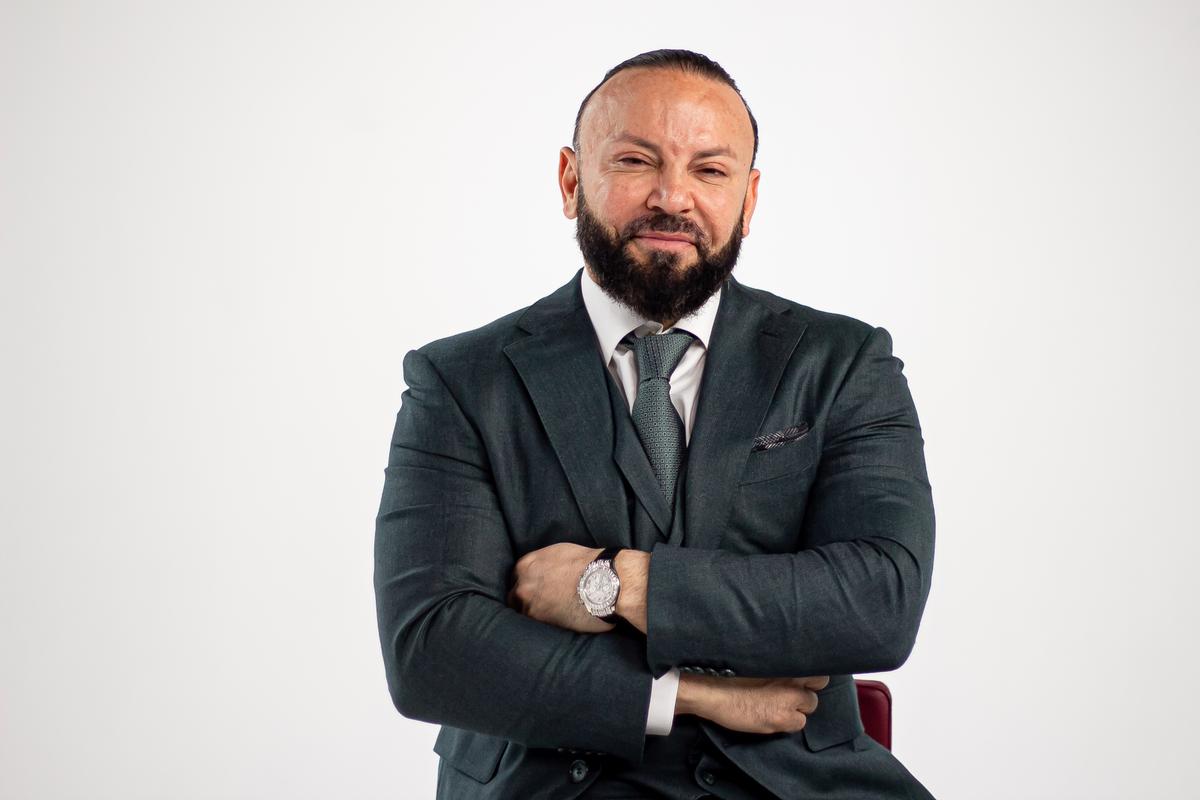 How a Bodybuilder Lifted His Way to the American Dream