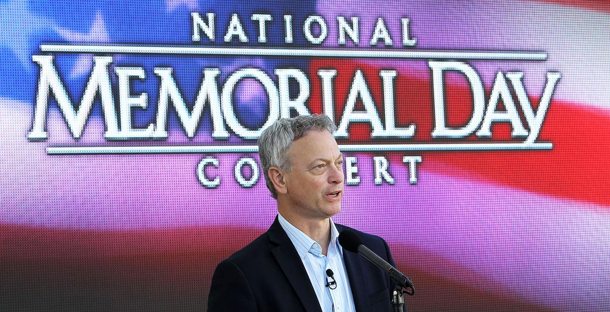Gary Sinise Receives Medal of Honor Society’s Patriot Award for Working With Veterans