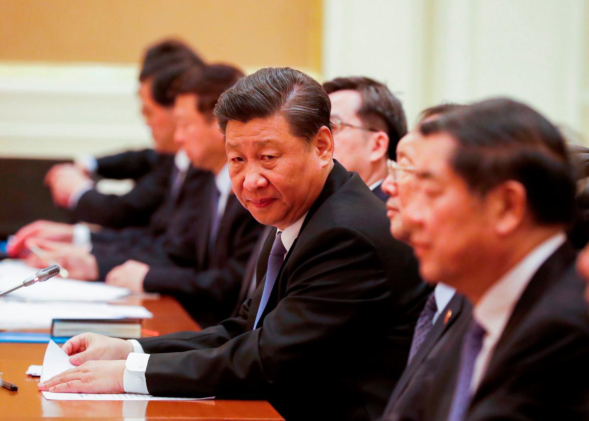 Chinese Regime Hints of Political Infighting as Leader Xi Jinping Criticizes Officials for Failing to Contain Virus