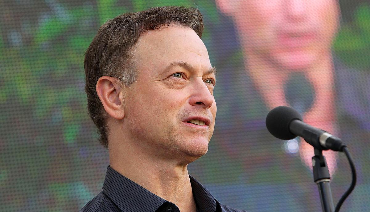 Paralyzed Soldier’s Family of 8 Gifted Life-Altering Smart Home From Gary Sinise Foundation