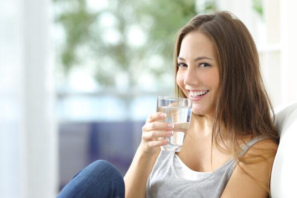 Make sure you’re running on all cylinders by keeping your body properly hydrated. (Shutterstock)