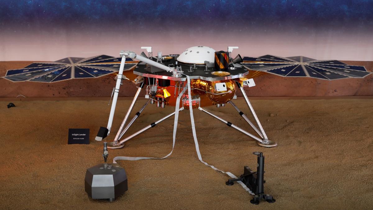 Mars Lander Confirms Quakes, Even Aftershocks on Red Planet