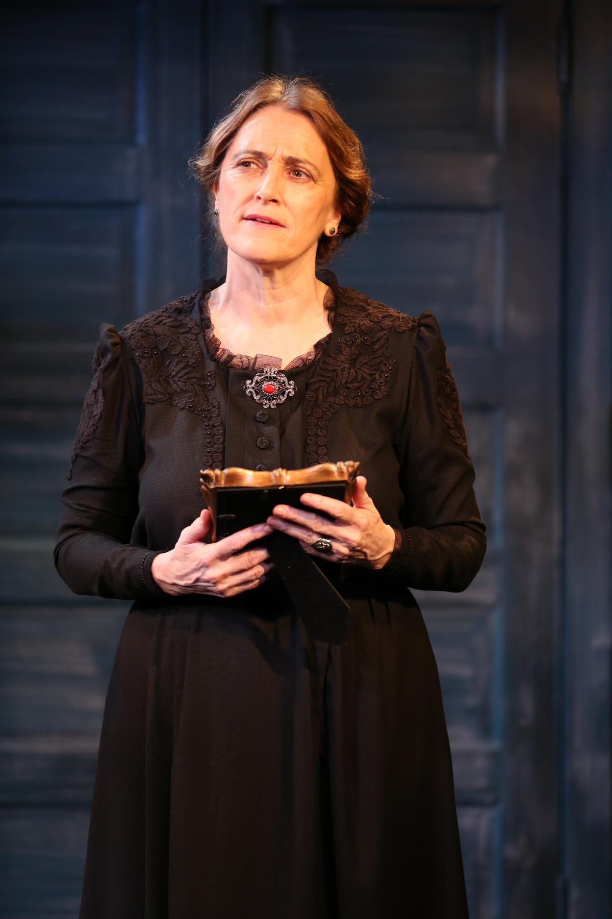 Theater Review: ‘Lady G: Plays and Whisperings of Lady Gregory’