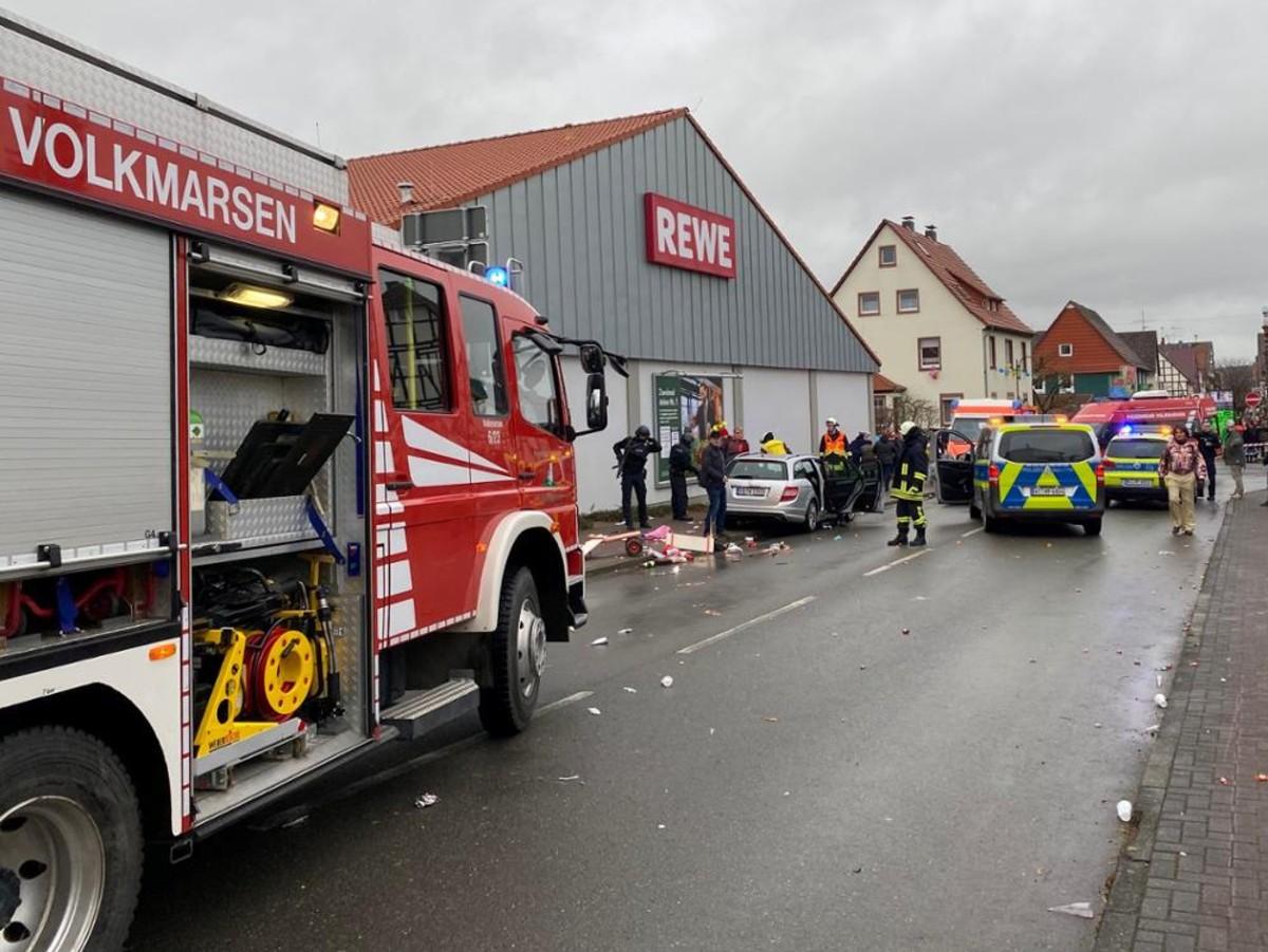 Car Plows Into German Carnival Parade, 10 Injured: Police