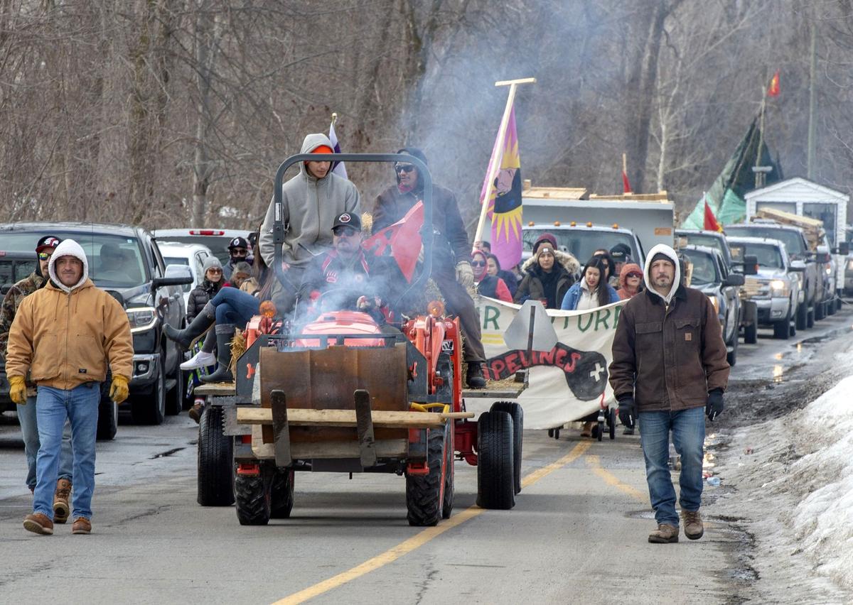 Blockade on CP Rail Tracks in Kahnawake Comes Down After More Than Three Weeks